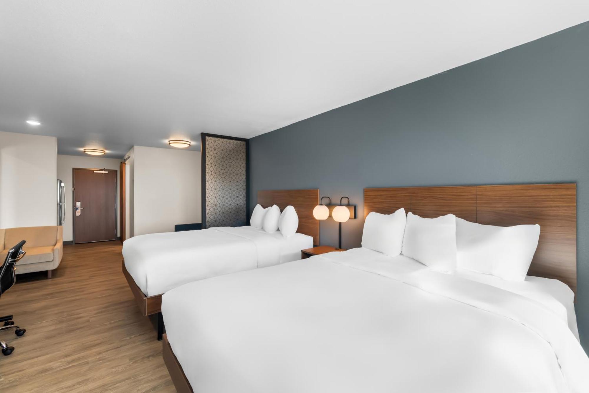 Everhome Suites แบสทร็อป ภายนอก รูปภาพ