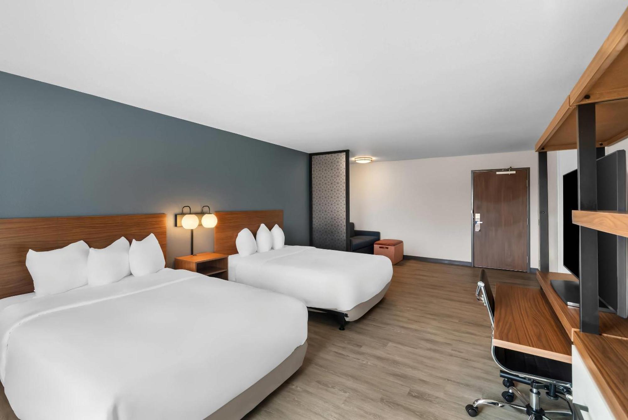 Everhome Suites แบสทร็อป ภายนอก รูปภาพ