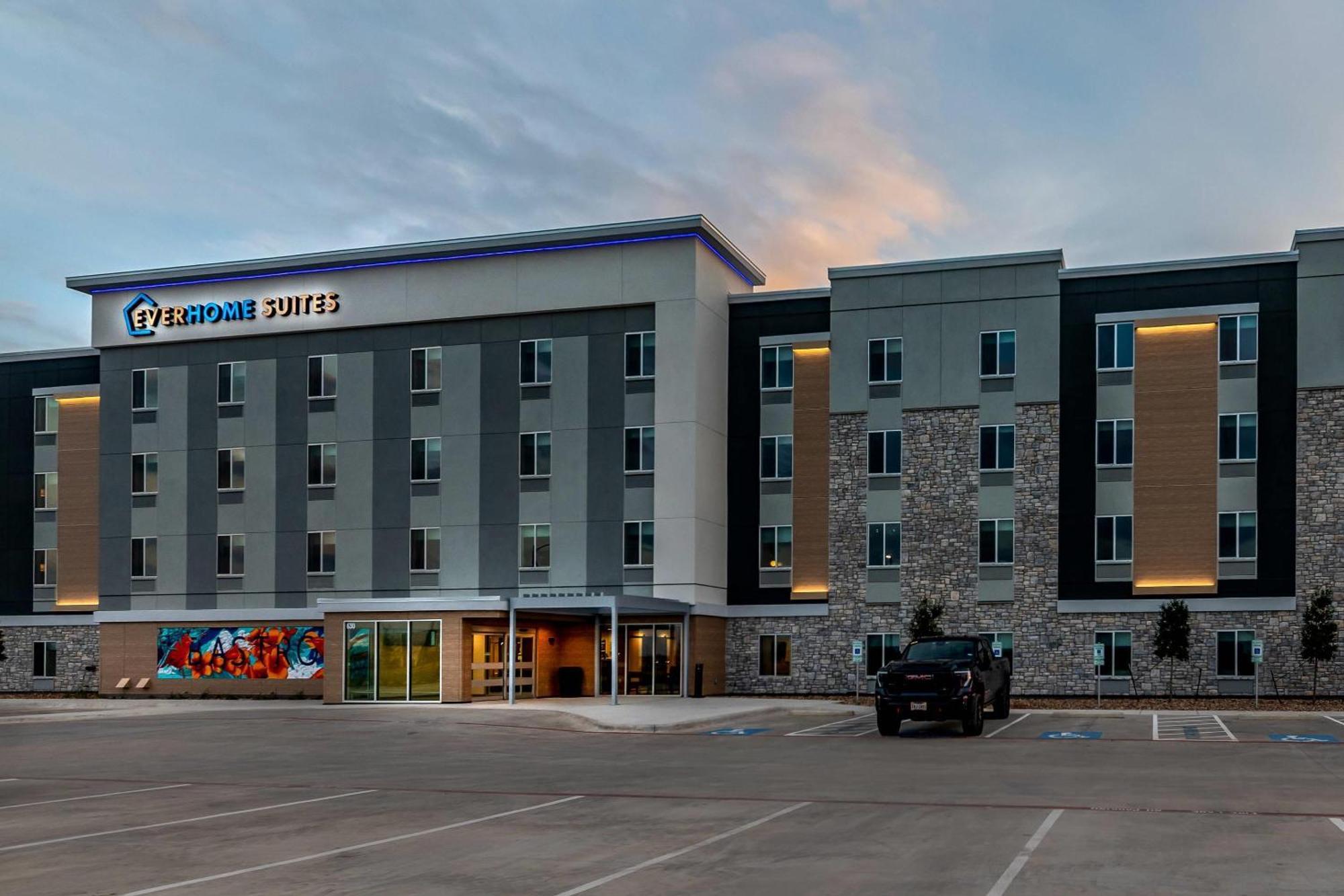 Everhome Suites แบสทร็อป ภายนอก รูปภาพ